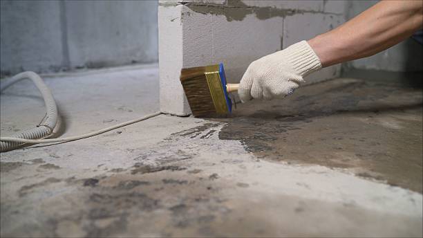 Crawl space vapor barrier installation in Etowah, TN